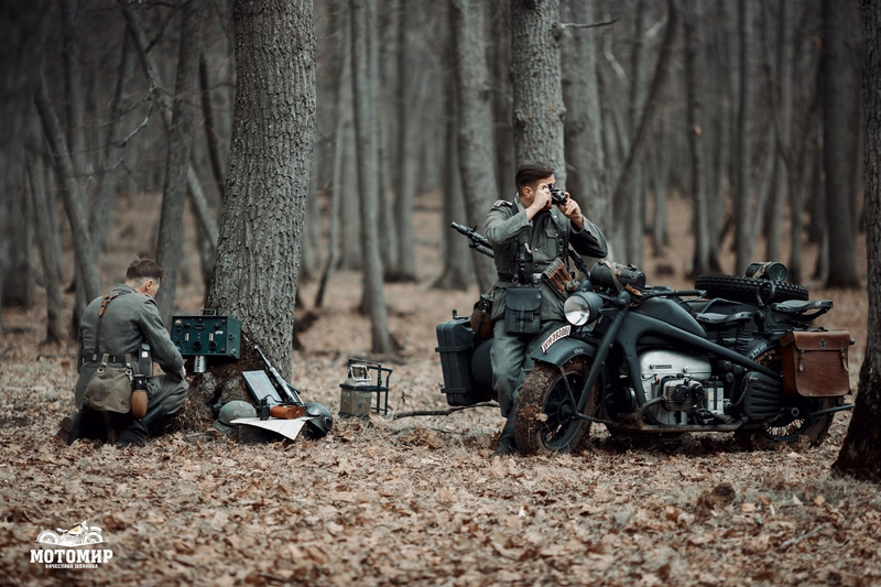 Illustration for article titled Here's Proof That Vintage War Bike Porn Is The BestĀ BikeĀ Porn